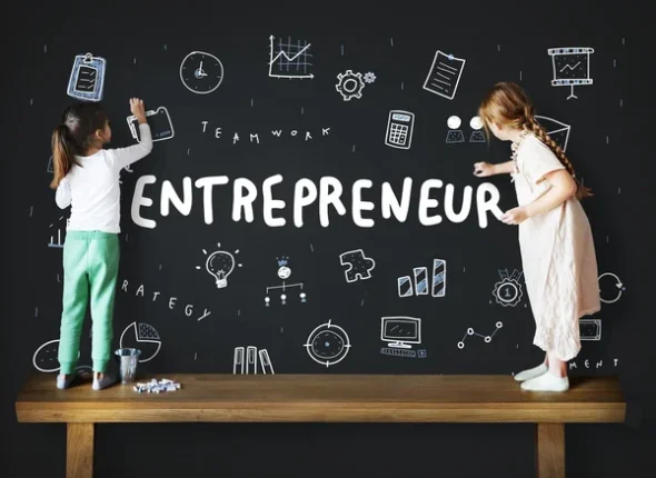 depositphotos_121712740-stock-photo-cute-sisters-drawing-on-blackboard