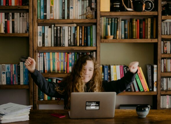 How to write a college essay - personal statement guide for college admissions