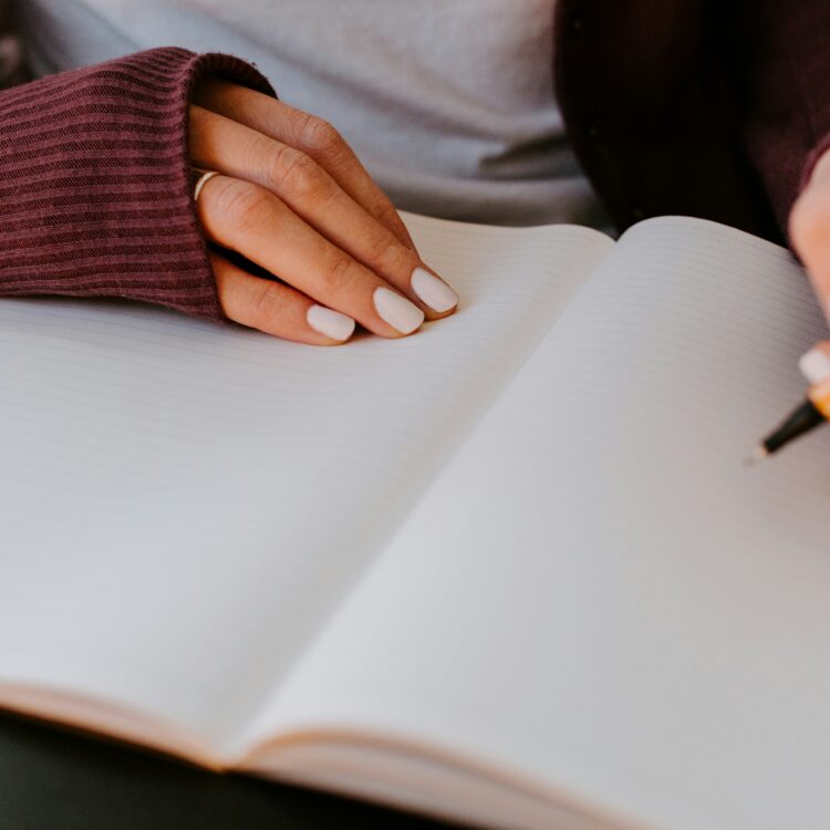 How to write a college essay about volunteering abroad - tips to avoid clichés